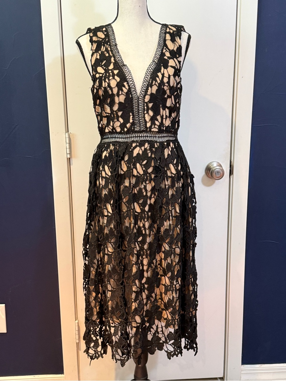 NWT Aqua Black Lace Midi Dress with Nude Lining